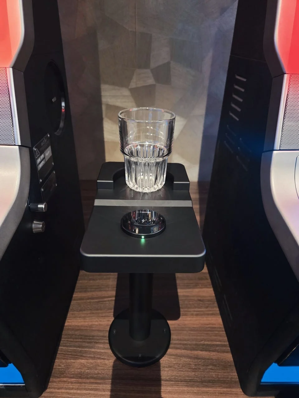 Wireless charging at Broncos Leagues Club, photo 1 of 9
